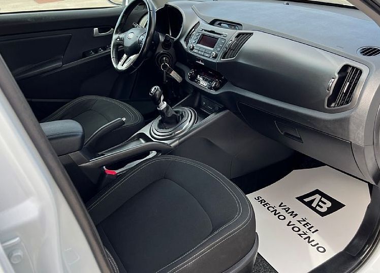 Zunanja slika - KIA Sportage - 1.7 CRDi+SLO+ALU+PDC+USB - 15