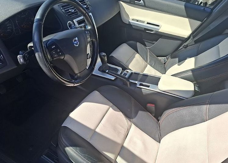 Zunanja slika - Volvo V50 - 1.6 TD  115 KM - tehnični do 3.2027 - 5