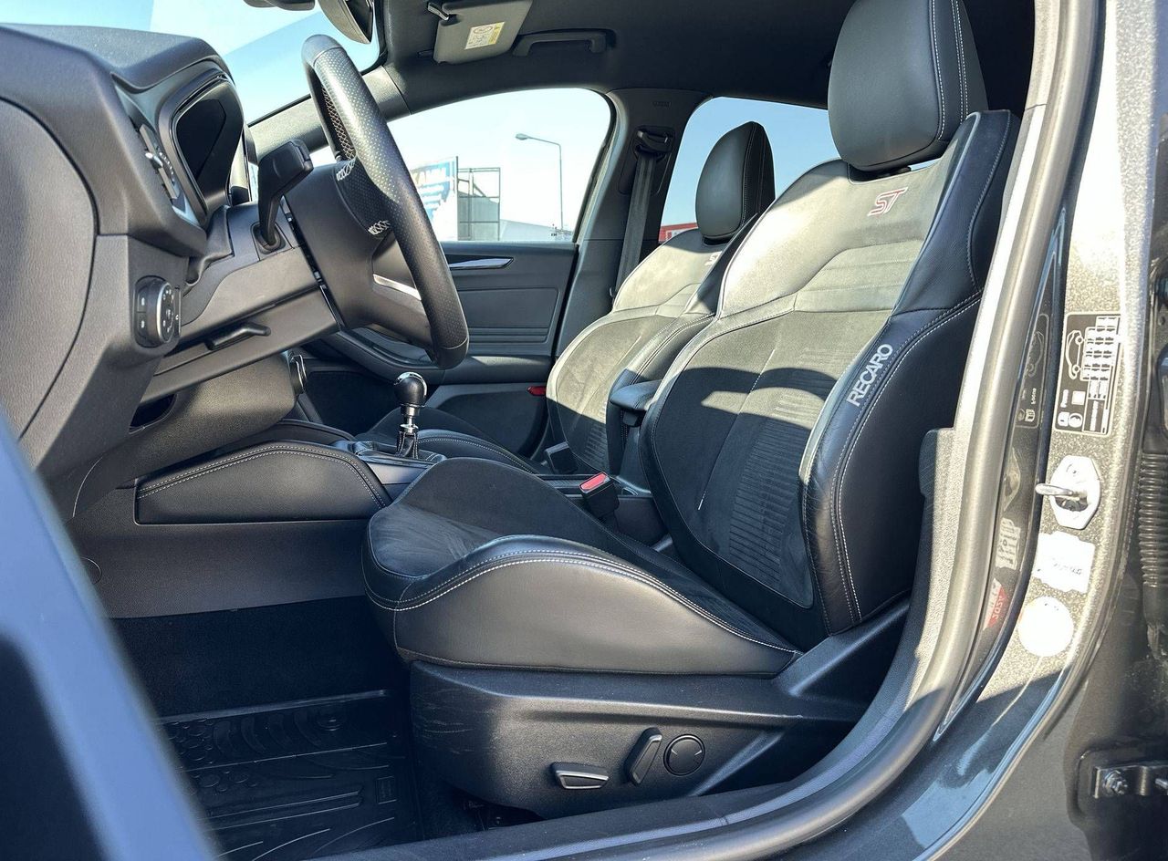 Zunanja slika - Ford Focus - 2.0 ST - 10