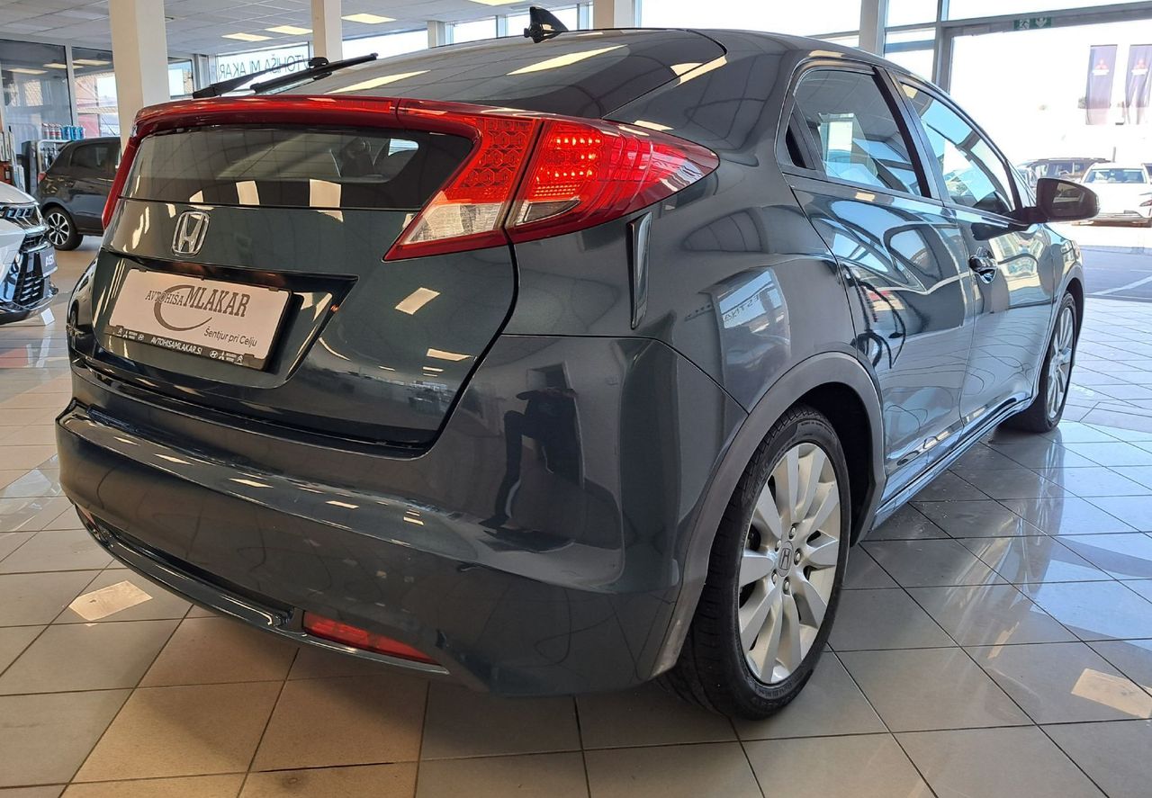 Zunanja slika - Honda Civic - 1.6 i-DTEC Sport - 4