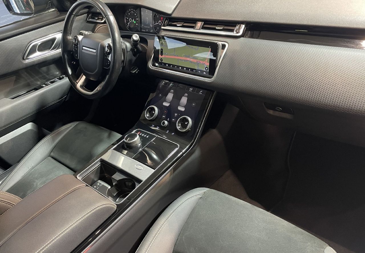 Zunanja slika - Land Rover Range Rover Velar - PANORAMA-ALCANTARA-KEYLESS-NAVI-GRETJE-RADAR-LE - 13