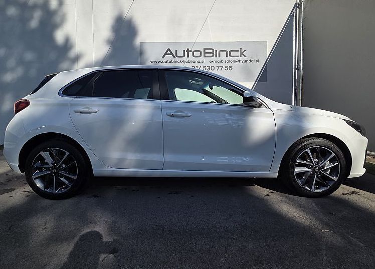 Zunanja slika - Hyundai i30 - 1.5 T-GDI MHEV PREMIUM SMART WINTER - 6