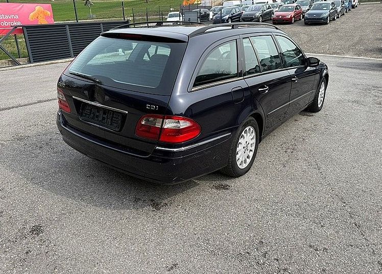 Zunanja slika - Mercedes-Benz E-Razred - E 270 CDI T ELEGANCE - NA OBROKE BRAZ POLOGA - - 4