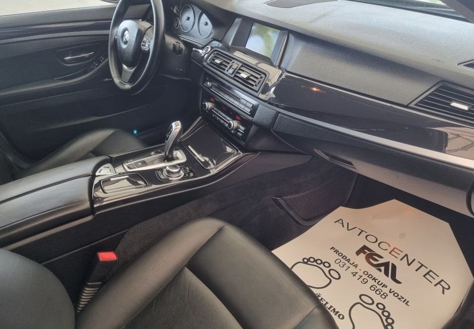 Zunanja slika - BMW Serija 5 - Touring: 525d-AVT-MODIFICIRAN-NAVI-KAMERA-USNJE-XENON-KR - 11