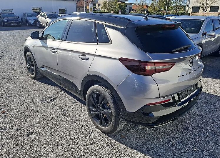 Zunanja slika - Opel Grandland - 1.2 TURBO 130KM GS - samo 7.208 prevoženih km - 4