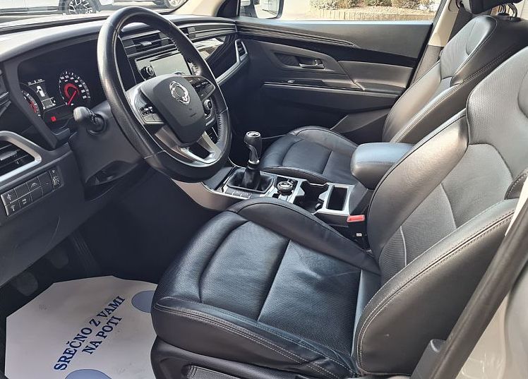 Zunanja slika - SsangYong Korando - 1.5 T-GDI 120 kW Exclusive 4x4 M T - 9