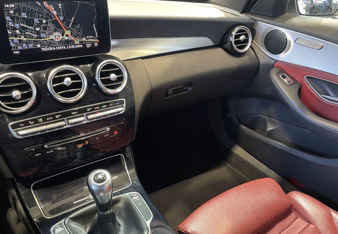 Zunanja slika - Mercedes-Benz C-Razred - C220d-AMG LINE-NAVI-TEMPOMAT-KAMERA-GRETJE SED-LED - 12