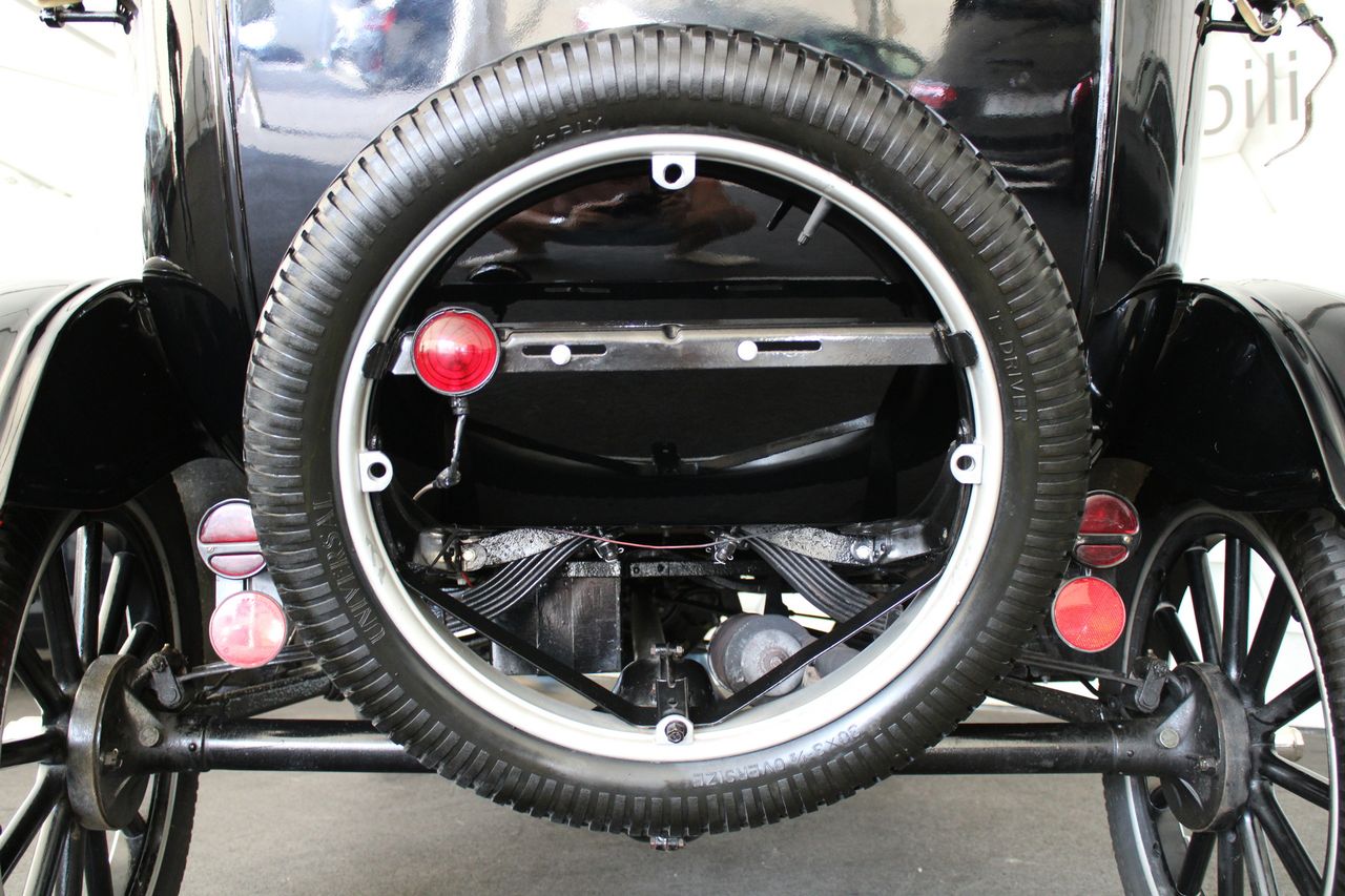 Zunanja slika - Ford Model T - Ford  convertible - 13