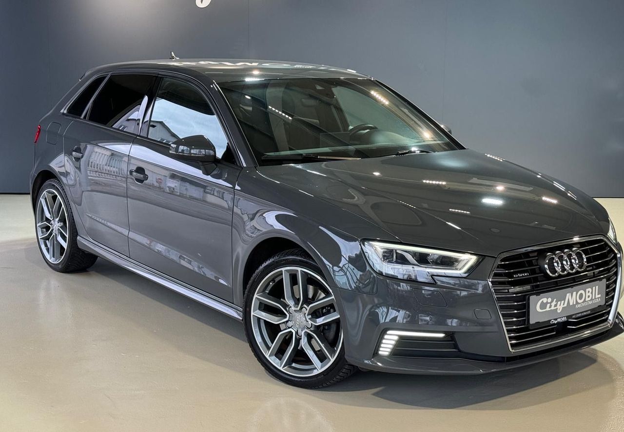 Zunanja slika - Audi A3 - -40-ETRON-S LINE-VIRTUAL-NAVIGACIJA-LED-ALU - 3