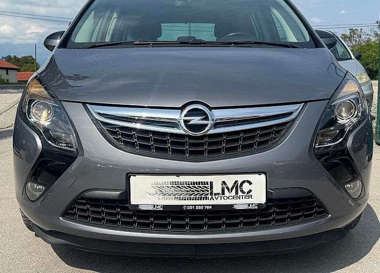 Zunanja slika - Opel Zafira - 1.4 TURBO + LPG 140ks °1.UPORABNIK° ° °PDC - 2