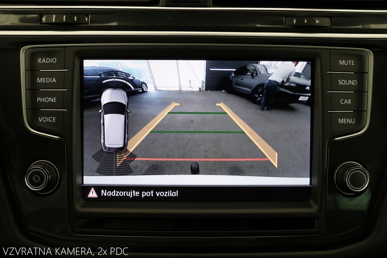 Zunanja slika - VW Tiguan - 2.0 TDI 4-Motion DSG R-Line - 13