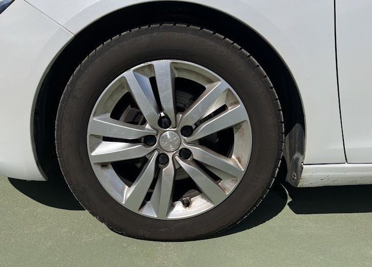 Zunanja slika - Peugeot 308 - SW 1.2 PureTech 130 S S Active. NAVI. 2X PDC. - 20