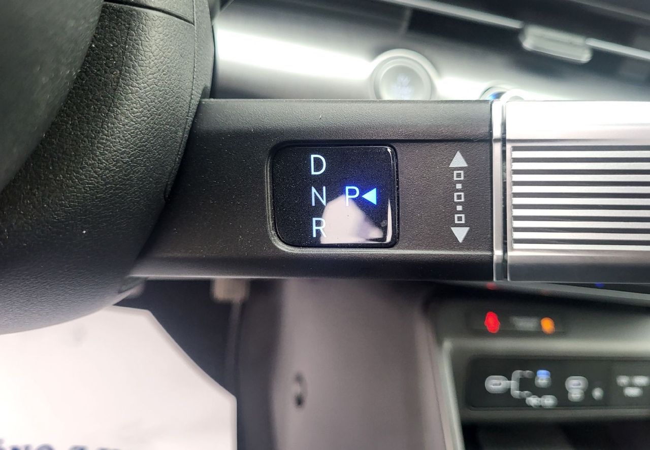 Zunanja slika - Hyundai Kona - EV 48.4 kWh Premium slo-1last-tov.garancija-navi - 14