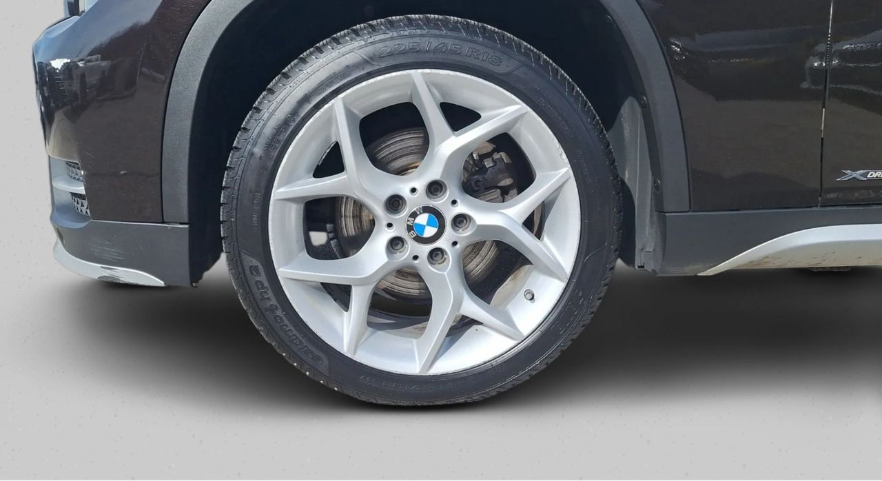 Zunanja slika - BMW X1 - serija :  xDrive18d xLine AUT. 1.lastnik SLO - 17