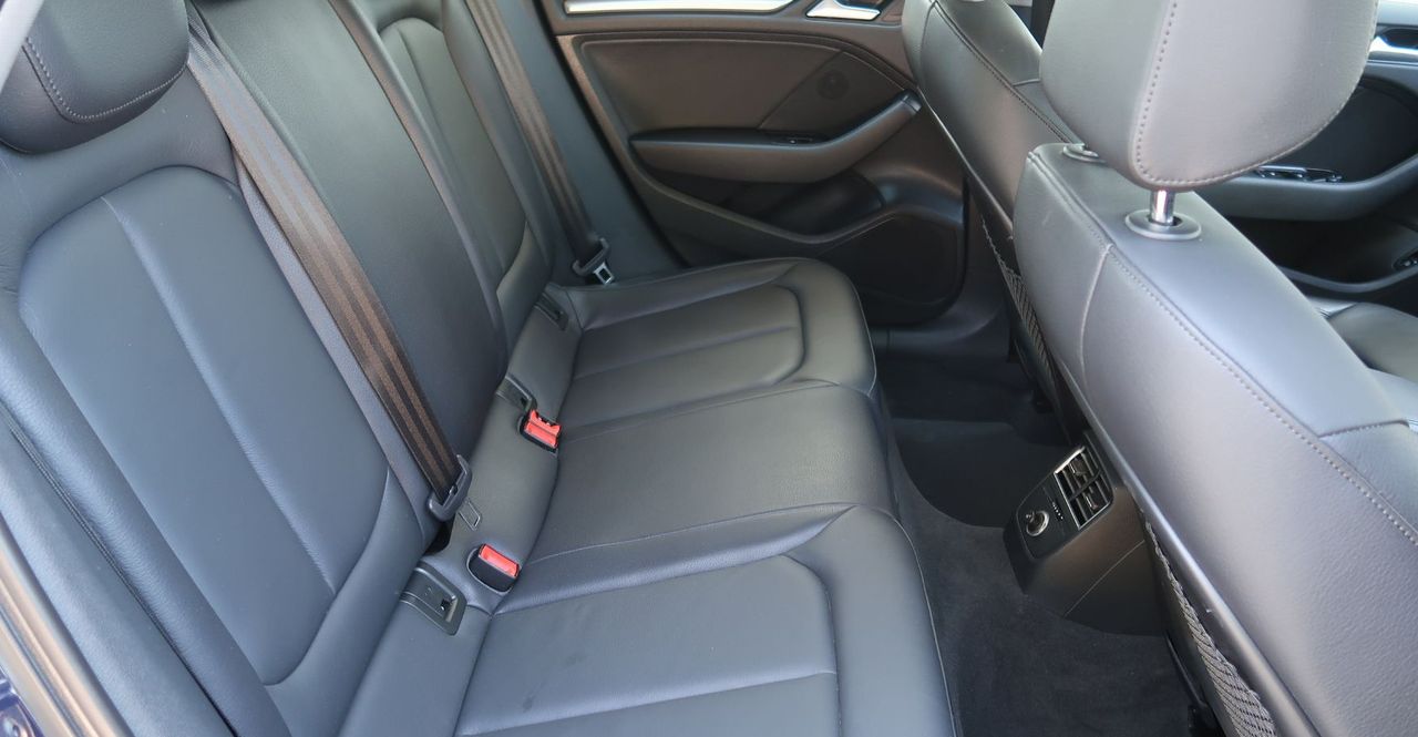 Zunanja slika - Audi A3 - 40 E-tron S-tronic-VIRTUAL-LED-NAVI-PDC - 14