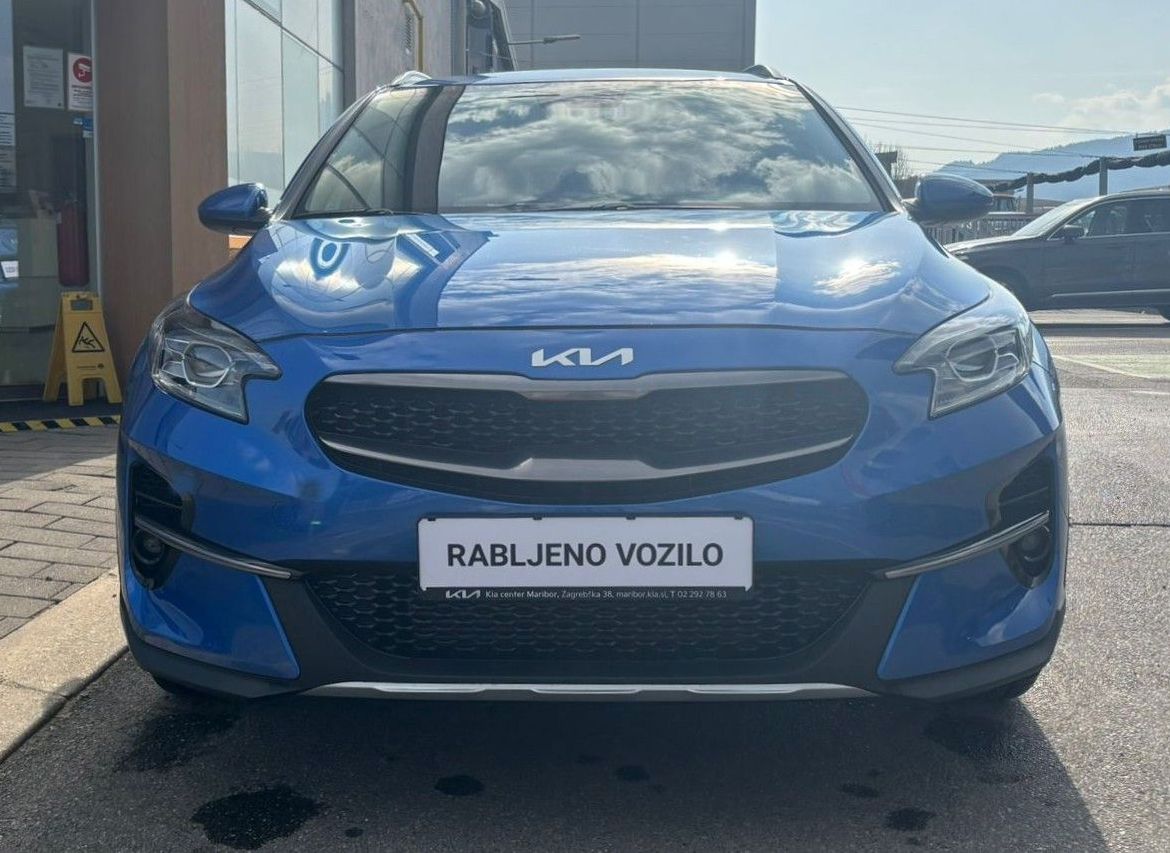 Zunanja slika - KIA XCeed - 1.5 T-GDi LX Prime KAMERA-TEMPOMAT - 2