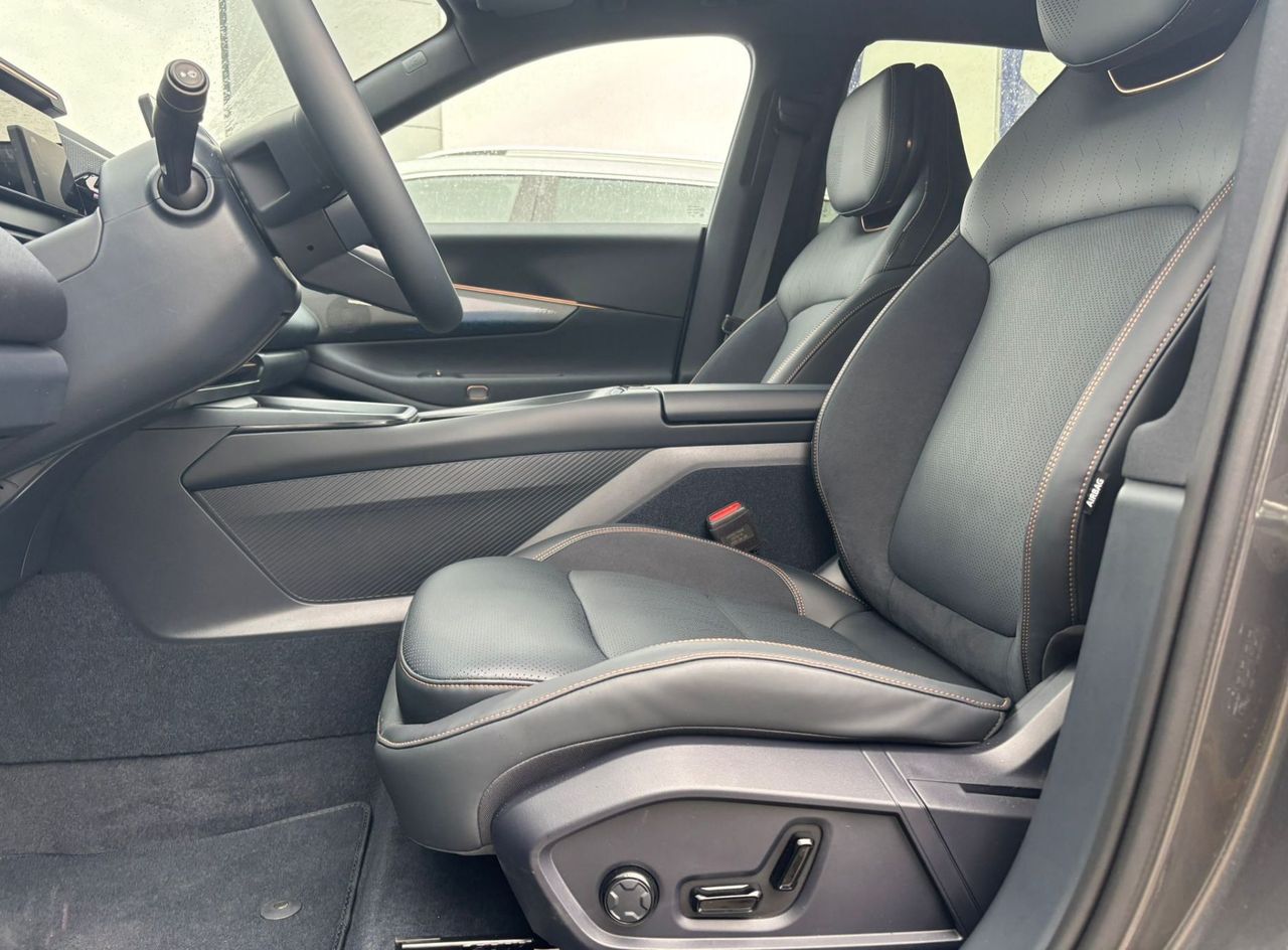 Zunanja slika - Lynk & Co 08 - 1.5 TD Plug-In Hibrid More - 7