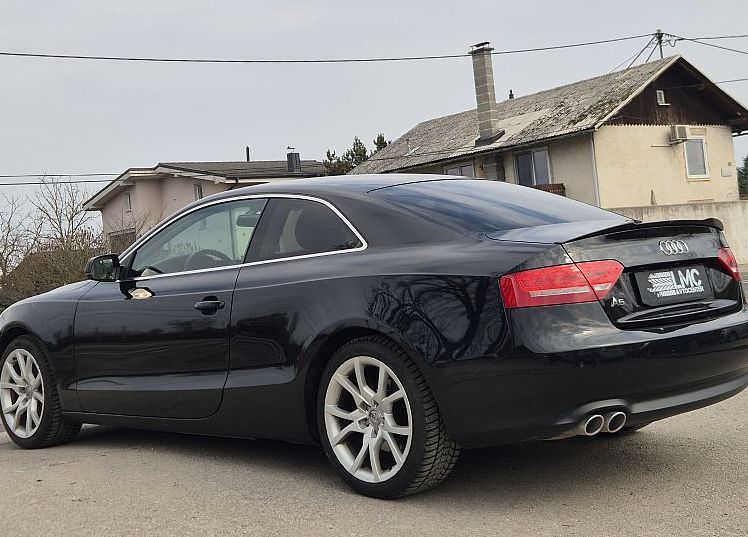 Zunanja slika - Audi A5 - 2.0 TDI COUPE °USNJE ° °ALU 18° - 5