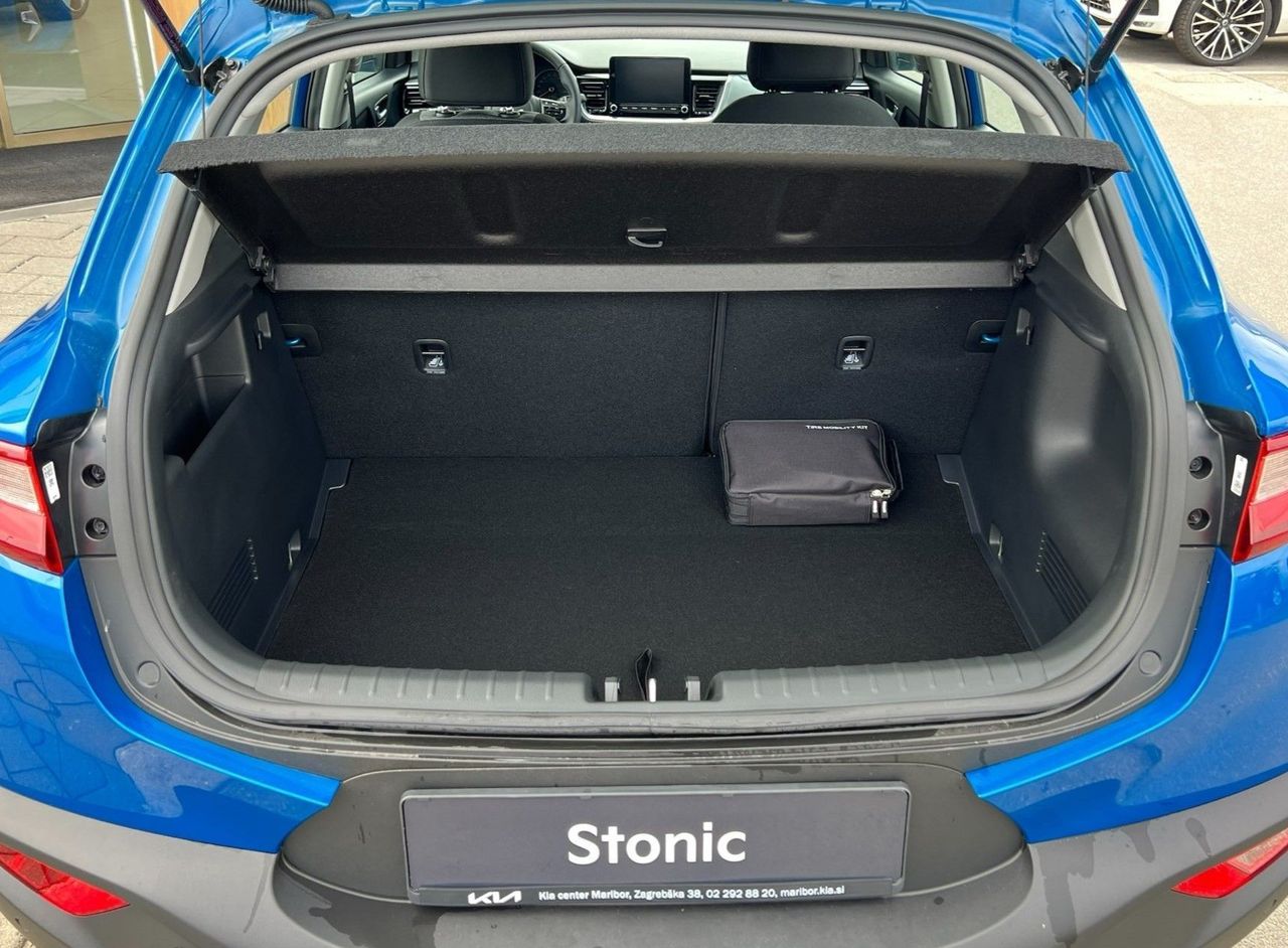 Zunanja slika - KIA Stonic - 1.2 DPI 57.9 kW  79 KM  LX Urban+ M T - 6