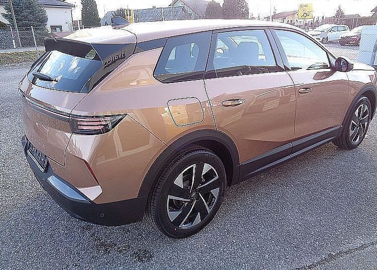 Zunanja slika - Opel Grandland - 1.2 145KM HYBRID - BOGATA OPREMA - 4