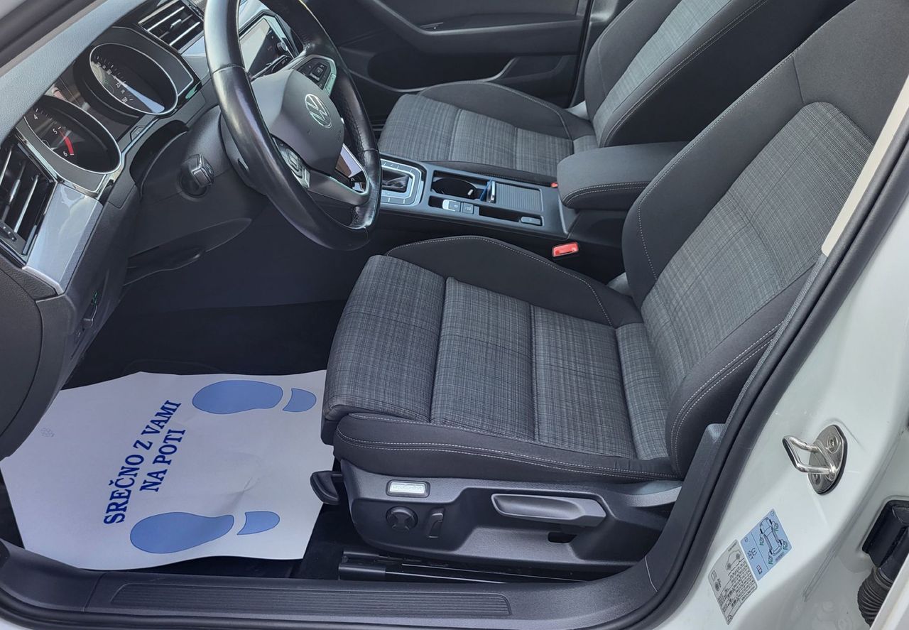 Zunanja slika - VW Passat - Variant 2.0 TDI AUT slo-1.last-alu-acc-navi-led-radar-pdc- - 6