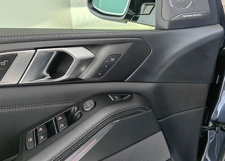 Zunanja slika - BMW X5 - serija : 30d-XD-M-PAKET-ZRAČNO-LASER-PANOR-KAME-COCKPIT-21C - 20