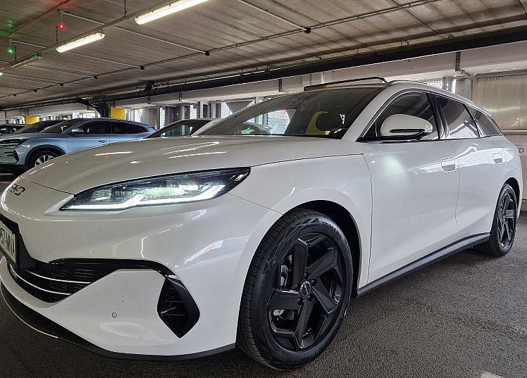 Zunanja slika - BYD SEAL 6 - DM-i Touring COMFORT PHEV - skupni doseg 1350 km - 1