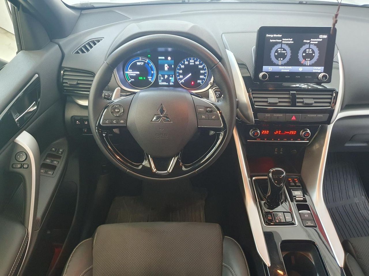 Zunanja slika - Mitsubishi Eclipse - Cross 4WD 2,4 PHEV Instyle+ CVT - 7