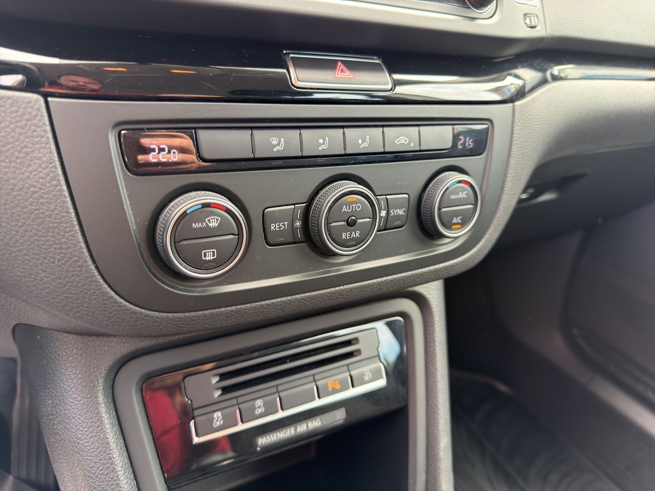 Zunanja slika - Seat Alhambra - 2,0 TDI Ecomotive Style - 3