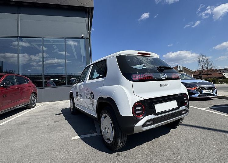 Zunanja slika - Hyundai Inster - TREND   Paket COMFORT   Paket WINTER - SUBVENCIJA - 9