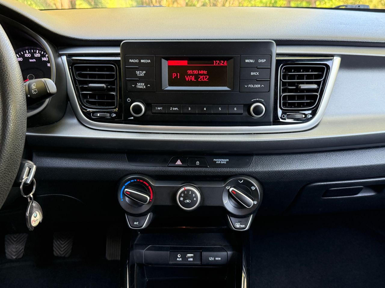 Notranja slika - KIA Rio - 1,25 CVVT EX City - 8