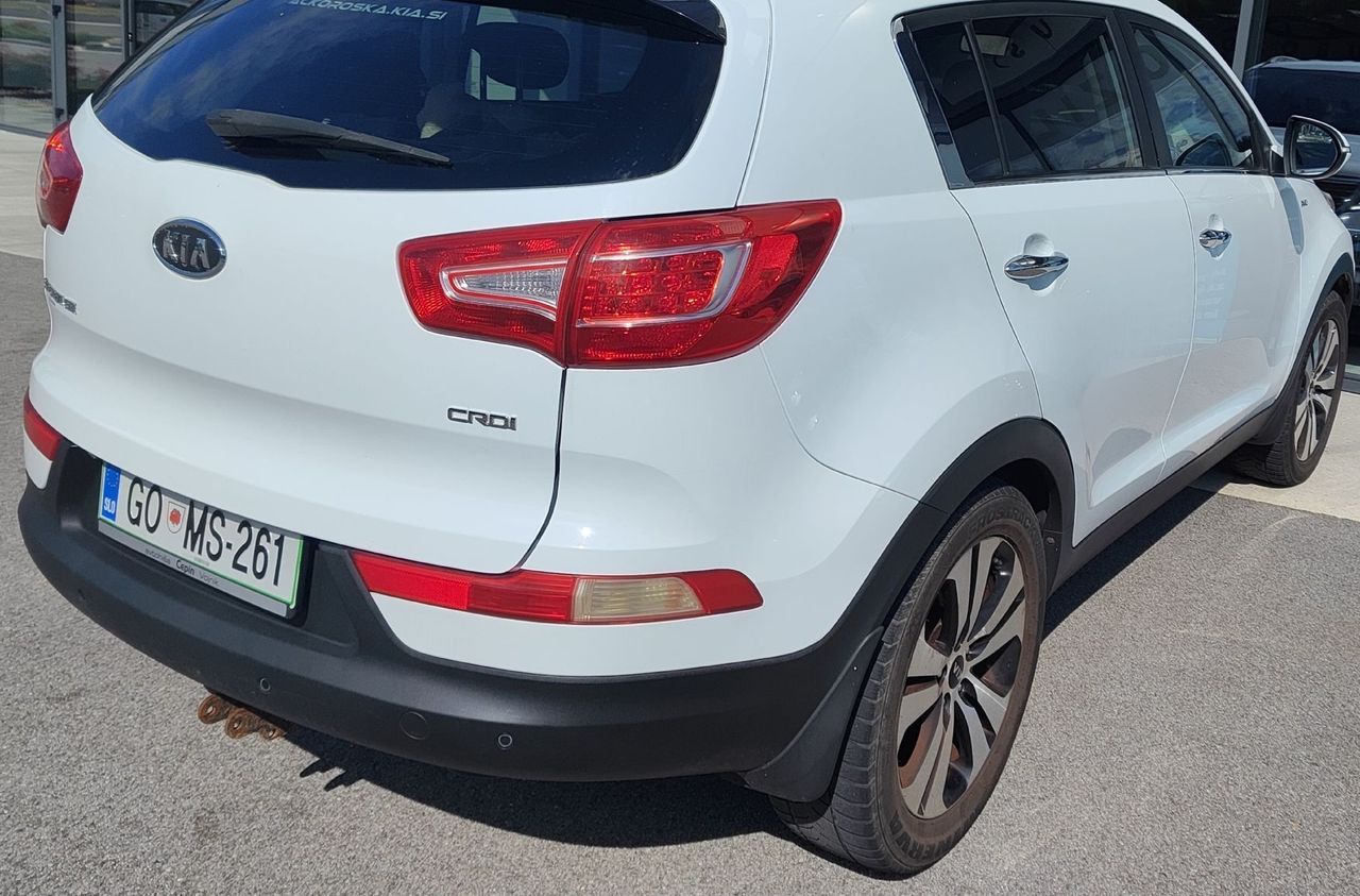 Zunanja slika - KIA Sportage - 2.0 dizel CRDi 135kW Style AWD SLO-VOZILO - 14