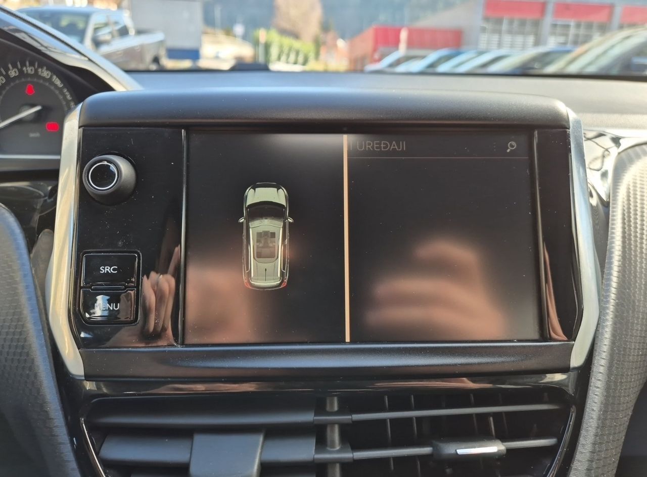 Zunanja slika - Peugeot 2008 - ACTIVE 1.2 82PS M5-SLO-2.LAST-PDC-AC-REDNI SERVISI - 17