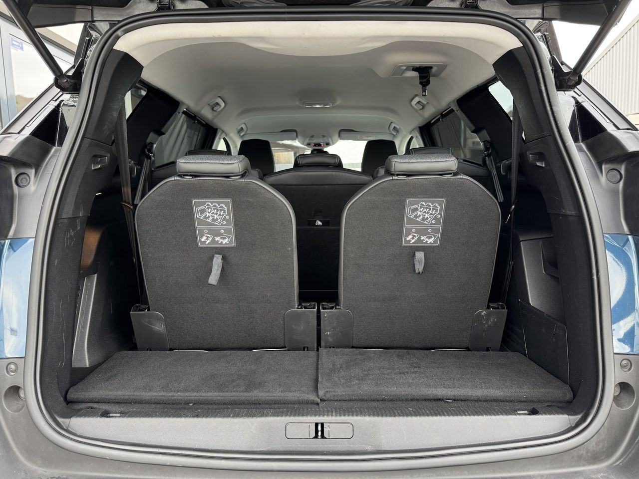 Zunanja slika - Peugeot 5008 - 1.2 PURETECH 130 ALLURE PACK EAT8 -AVT FULL LED - 11