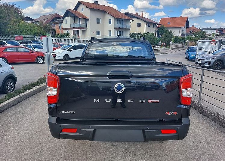 Zunanja slika - KG Mobility Musso - 2.2 XDi ULTIMATE 4x4 A T VEČ BARV - 6