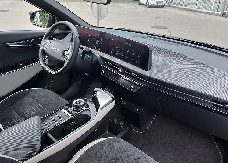 Zunanja slika - KIA EV6 - GT-Line Energy 77 kWh. 168kW RWD - 9