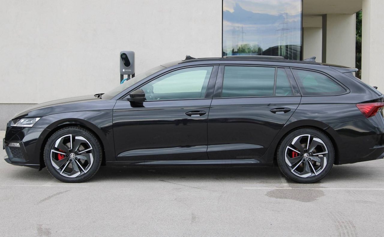 Zunanja slika - Škoda Octavia - Combi 2.0TDI RS DSG HEAD UP CANTON DCC KAM PANO - 6