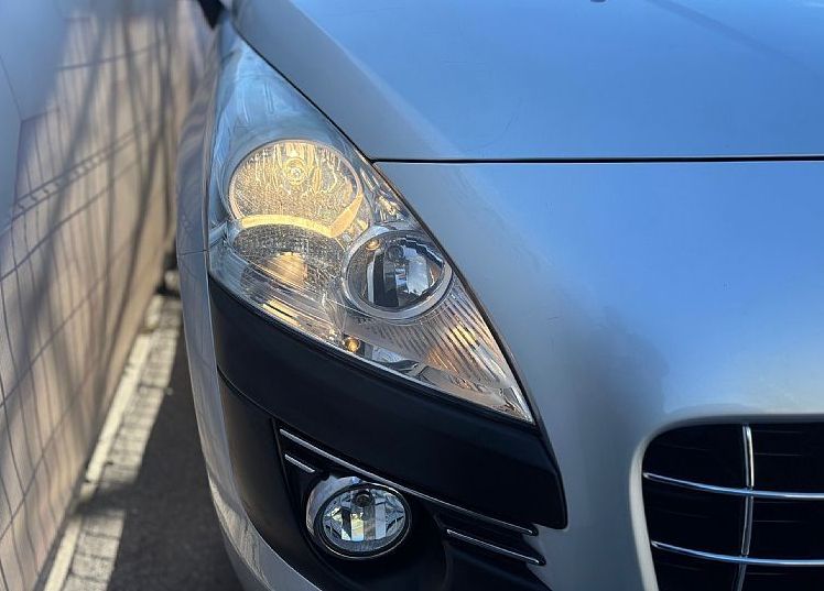 Zunanja slika - Peugeot 3008 - 1.6 HDI - 17COL - NAVI - KLIMA - TEMP - 6