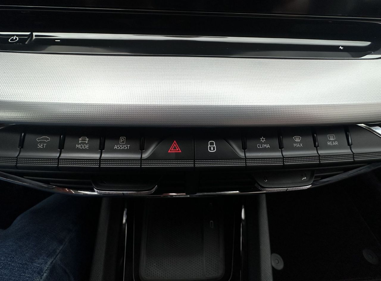 Zunanja slika - Škoda Octavia - Škoda  Style 1.4 TSI PHEV DSG NEMŠKI.KAMERA - 13