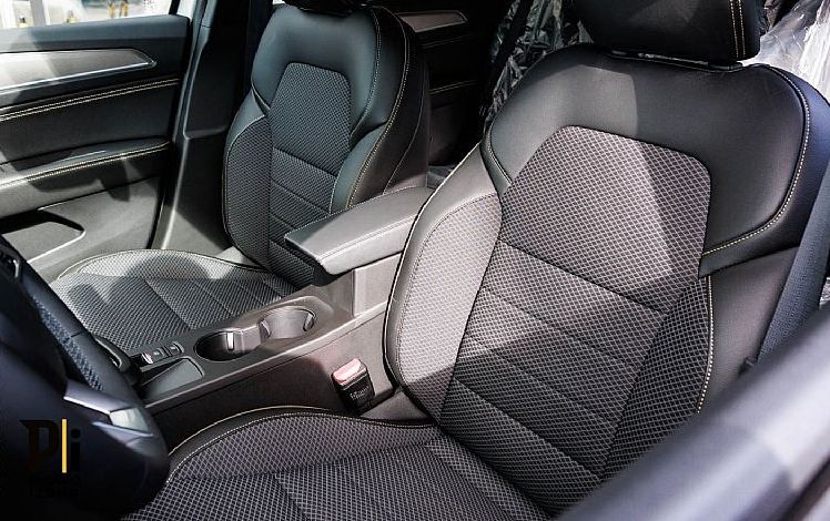 Zunanja slika - Renault Mégane Conquest - Megane Conquest 1.3 TCE 140 TECHNO EDC + ZIMSKE GUME + VINJETA - 14