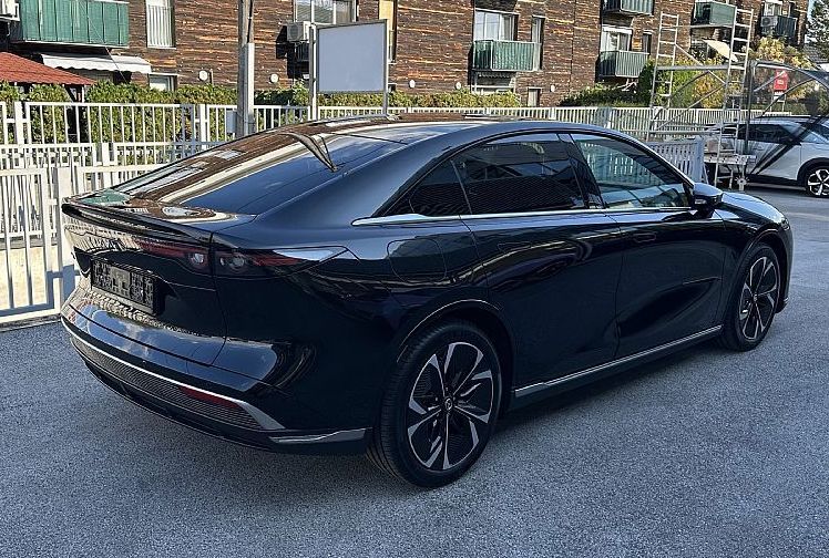 Zunanja slika - Mazda Mazda6e - 80KWH LONG RANGE TAKUMI BEIGE - 3