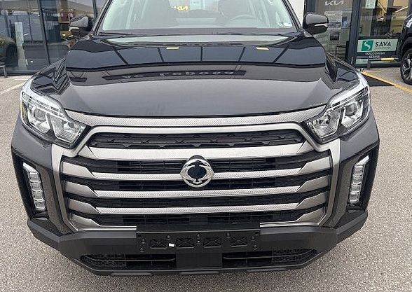 Zunanja slika - KG Mobility Musso - 2.2XDI VENTURE 4X4 M T - 2