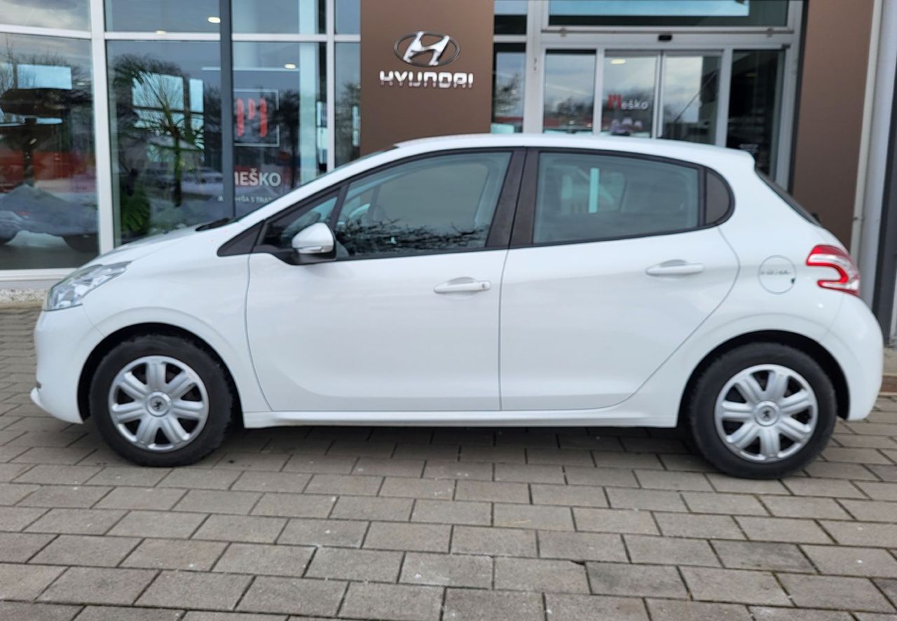 Zunanja slika - Peugeot 208 - 1.0 ac-bluetoth-el.paket-servisiran-12 mes jamstvo - 3