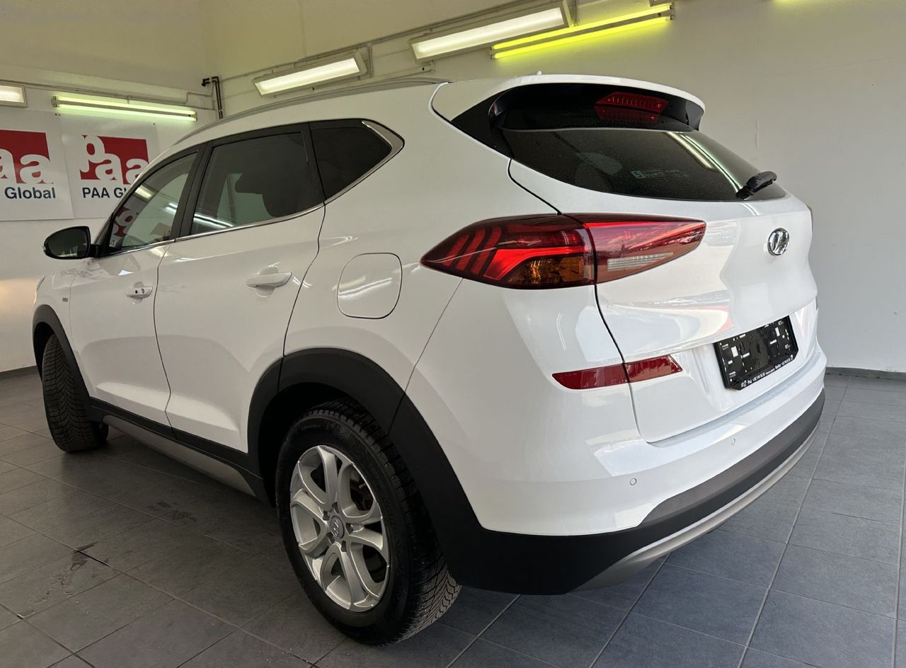 Zunanja slika - Hyundai Tucson - 1.6 CRDI Impression 2WD 100kW.KAMERA.NAVI.ACC.AUT. - 16