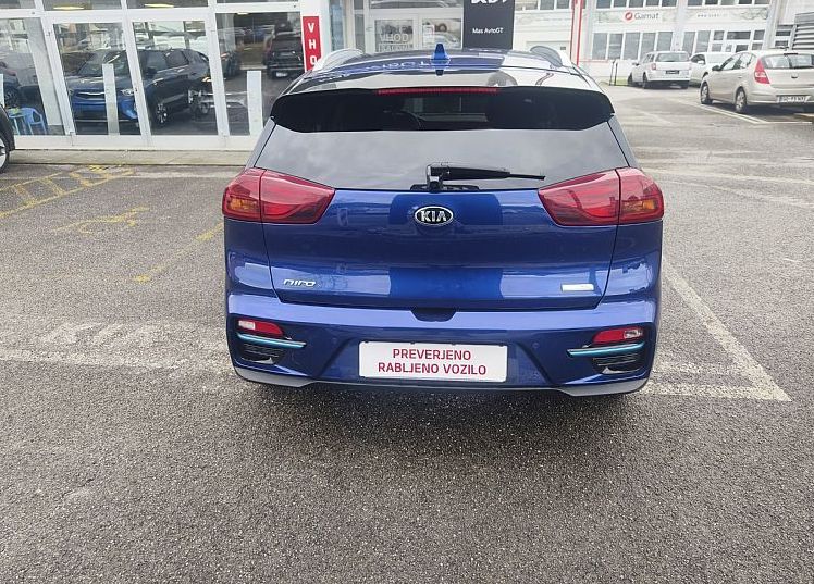 Zunanja slika - KIA Niro - EV 150 KW  204 KM  EX Limited 64kWh b. - 7
