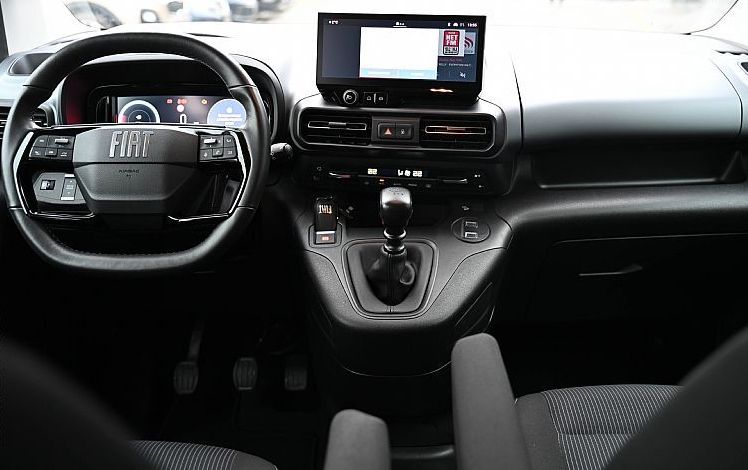 Zunanja slika - Fiat Doblo - Combi 1.5 BlueHDi 96 130 MT6 L2 Style - 9