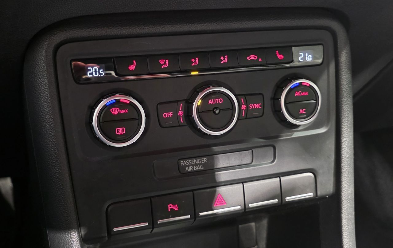 Zunanja slika - VW Beetle - 1,2 TSI Design NAVI TEMP PDC 2xKLIMA ALU - 16