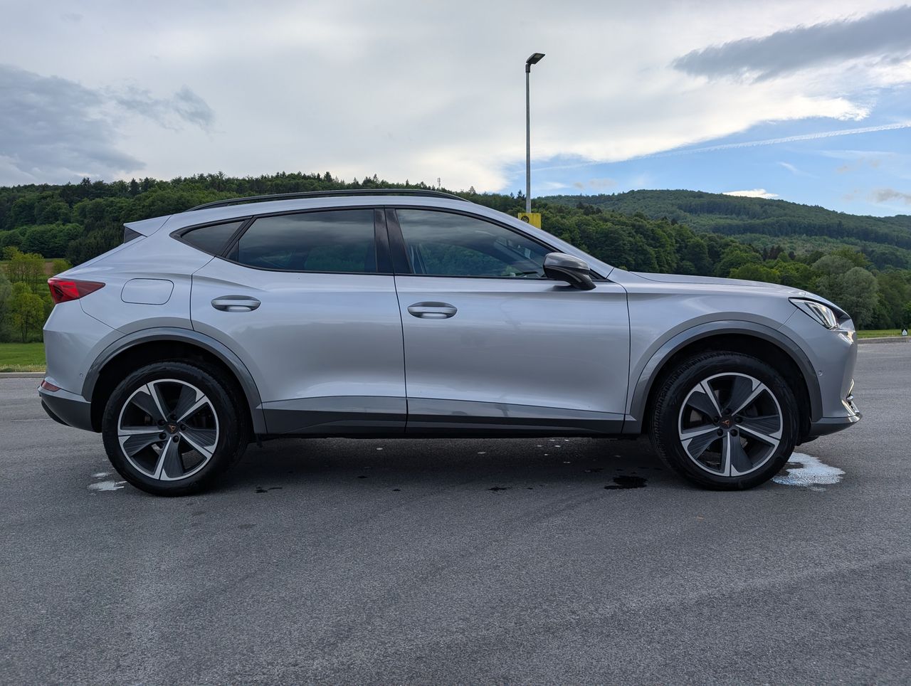 Zunanja slika - Cupra Formentor - 1.5 TSI | 1. lastnik | SLO poreklo | veliko opreme - 5