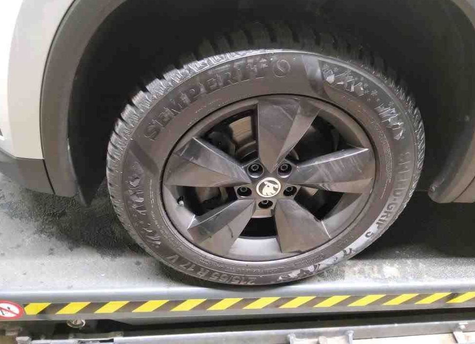 Zunanja slika - Škoda Kodiaq - 2.0 TDI 110kW DSG.NEMŠKI+4ALU.KAMERA.ACC.GRE.SEDEŽ - 7