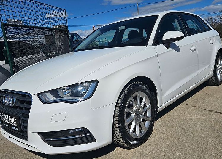 Zunanja slika - Audi A3 - 1.6 TDI 110ks °alu 16-COL° °TEMPOMAT - 1